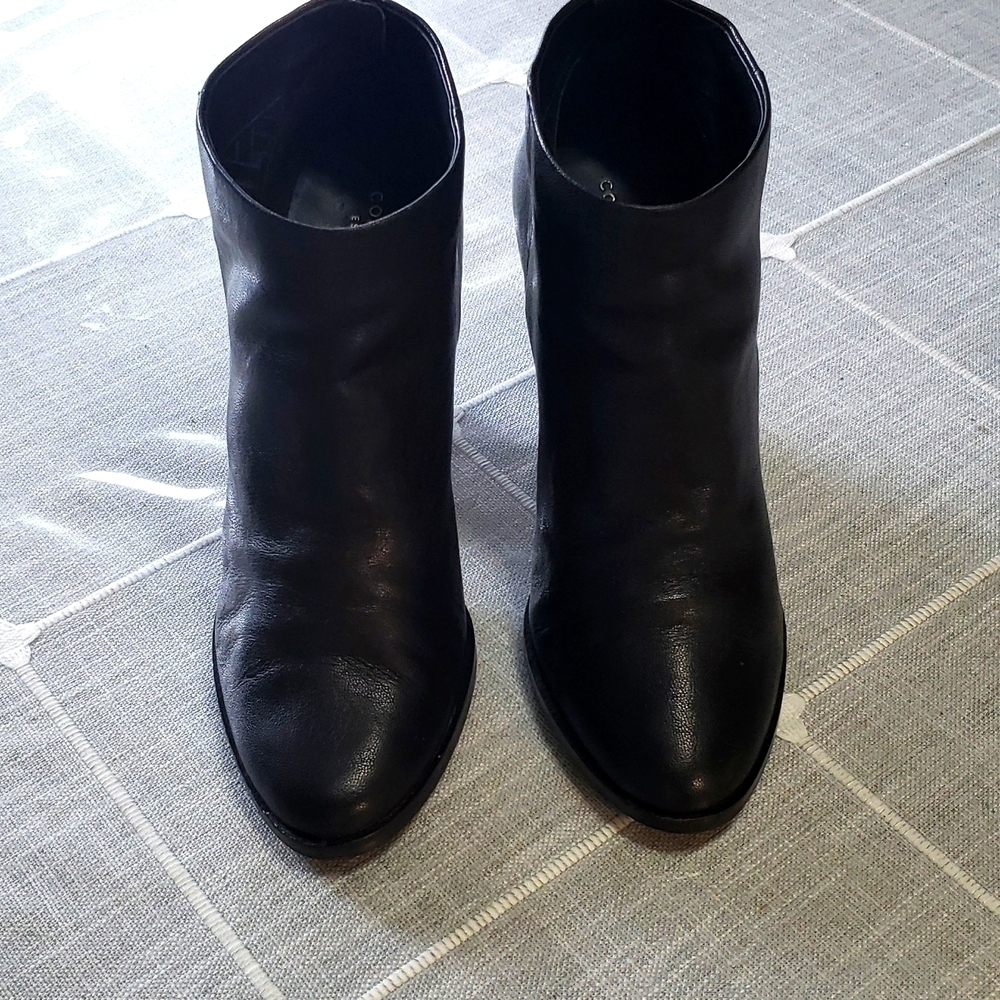 COLE Haan Ankle Booties, Color Black, Size 9